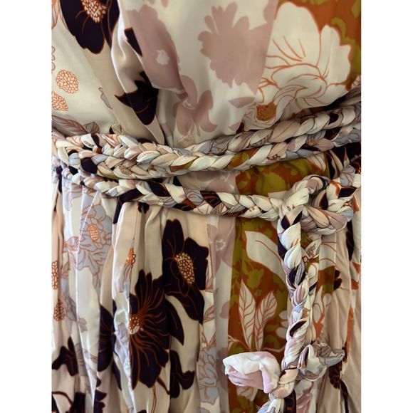 Vici dress - Picture 2 of 5